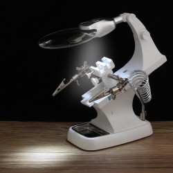3X/4.5X Helping Hand Soldering Welding Stand Magnifier LED With Alligator Clip 3X/4.5X Helping Hand Soldering Welding Stand Magnifier LED With Alligator Clip