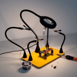 Magnetic Base Soldering Welding Third Hand PCB Holder with 3X LED Illuminated Magnifier Lamp Welding Tool Kit Magnetic Base Soldering Welding Third Hand PCB Holder with 3X LED Illuminated Magnifier Lamp Welding Tool Kit