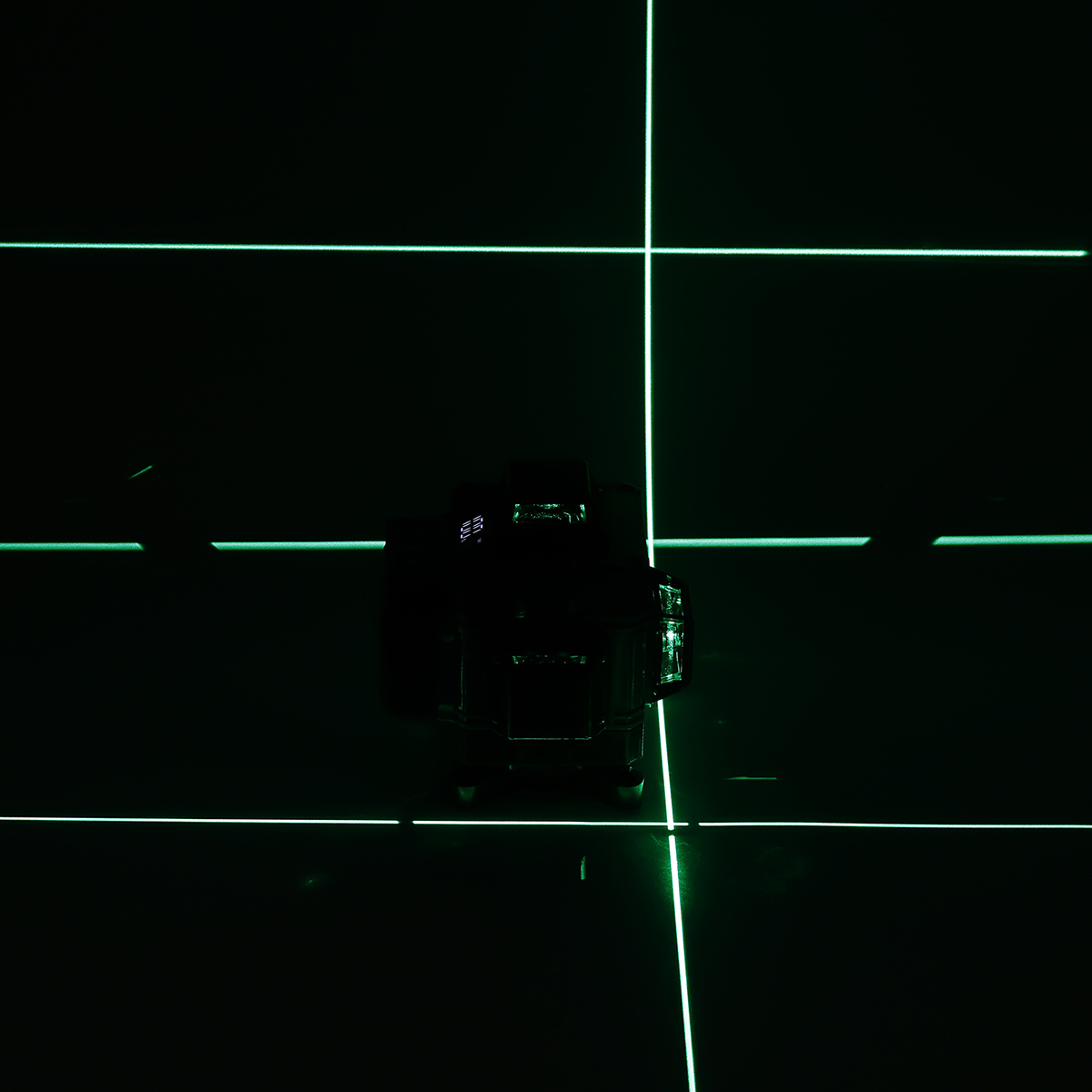 16-Line-4D-Green-Light-Laser-Auto-Self-Spirit-Levels-360-deg-Rotary-Cross-Measure-Tool-1942105-6