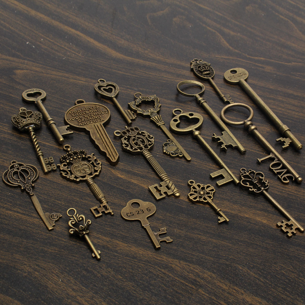 18pcs-Antique-Vintage-Old-Look-Skeleton-Key-Lot-Pendant-Heart-Bow-Lock-996990-4