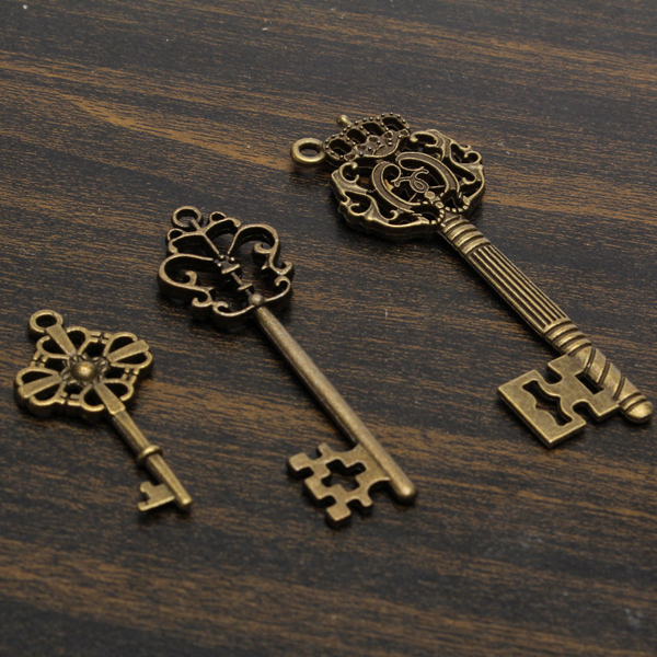 18pcs-Antique-Vintage-Old-Look-Skeleton-Key-Lot-Pendant-Heart-Bow-Lock-996990-5
