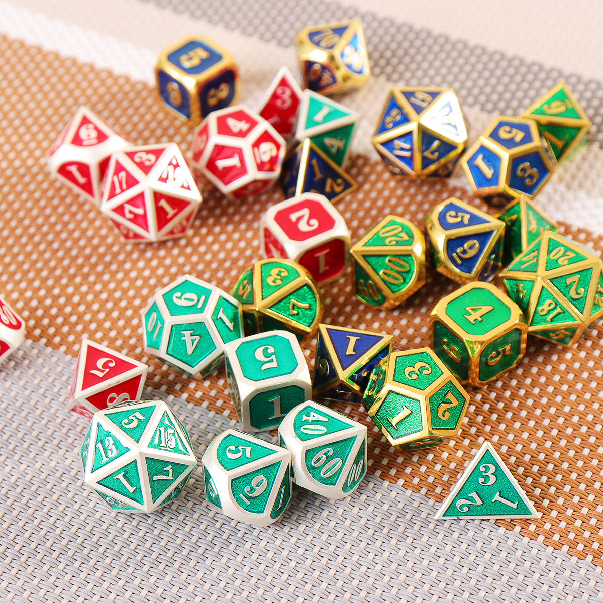 7Pcs-Heavy-Duty-Metal-Polyhedral-Dices-Set-Multisided-Dice-Antique-RPG-Role-Playing-Game-Dices-1371263-1
