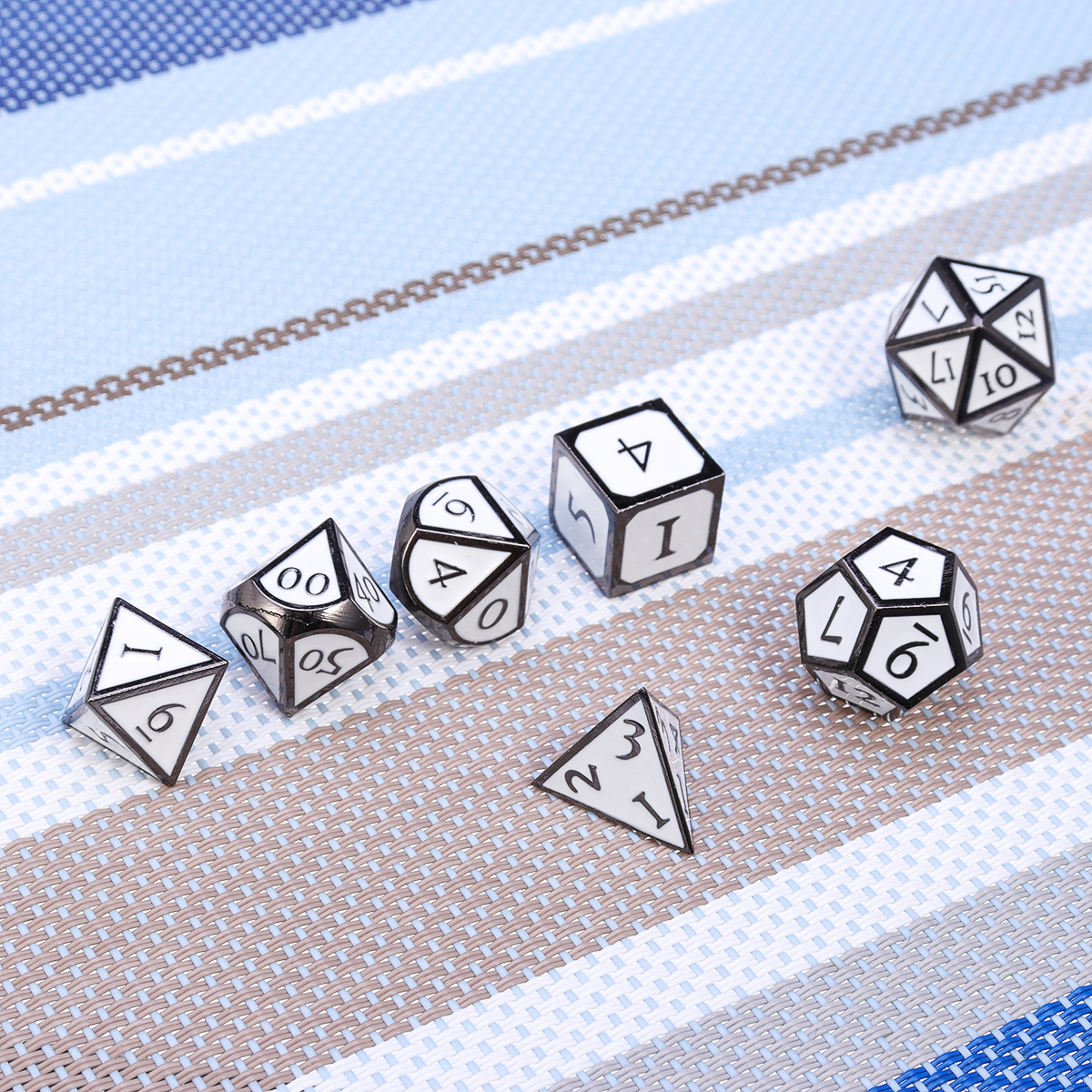 7Pcs-Zinc-Alloy-Enamel-Dices-Set-Polyhedral-Solid-Metal-Dice-Role-Playing-Game-Dice-Gadget-RPG-1374946-8