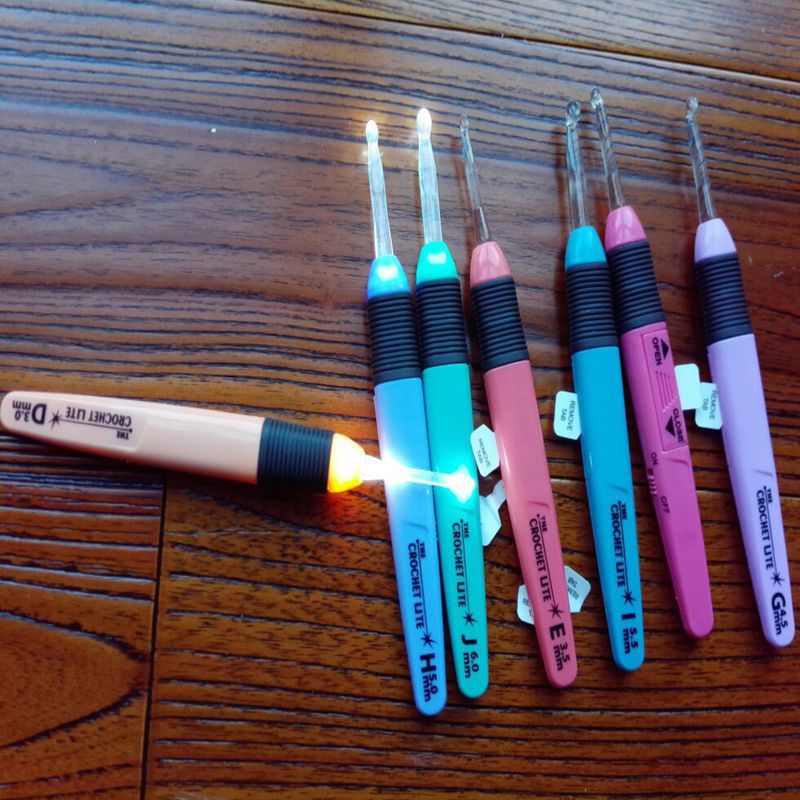 Led-Light-Up-Crochet-Hook-Knitting-Needles-Hooks-Weave-Sewing-Tools-Accessories-1286450-5